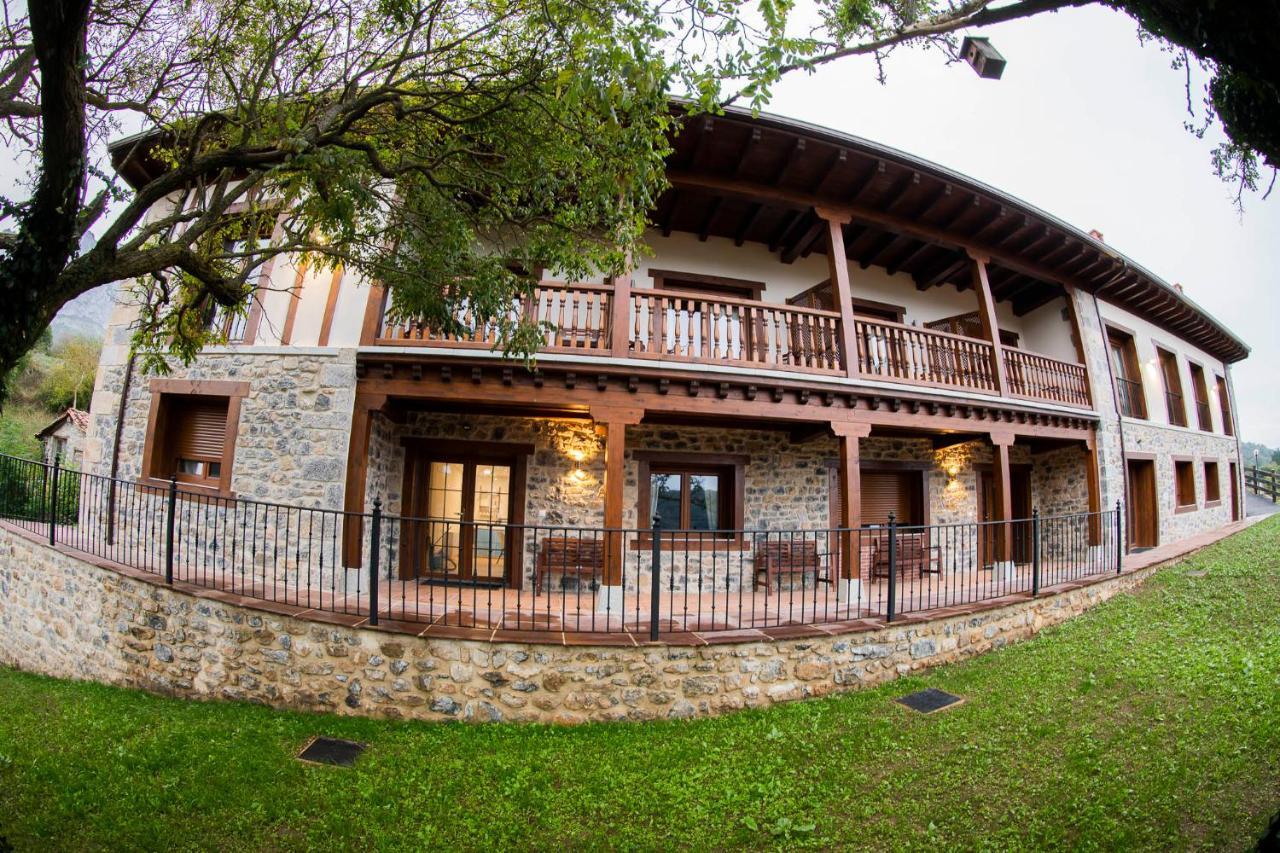 Apartamentos Los Picos De Europa Colio Dış mekan fotoğraf